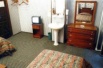Hotel 17 - Extended 2*