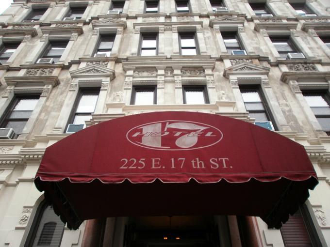 Hotel 17 - Extended